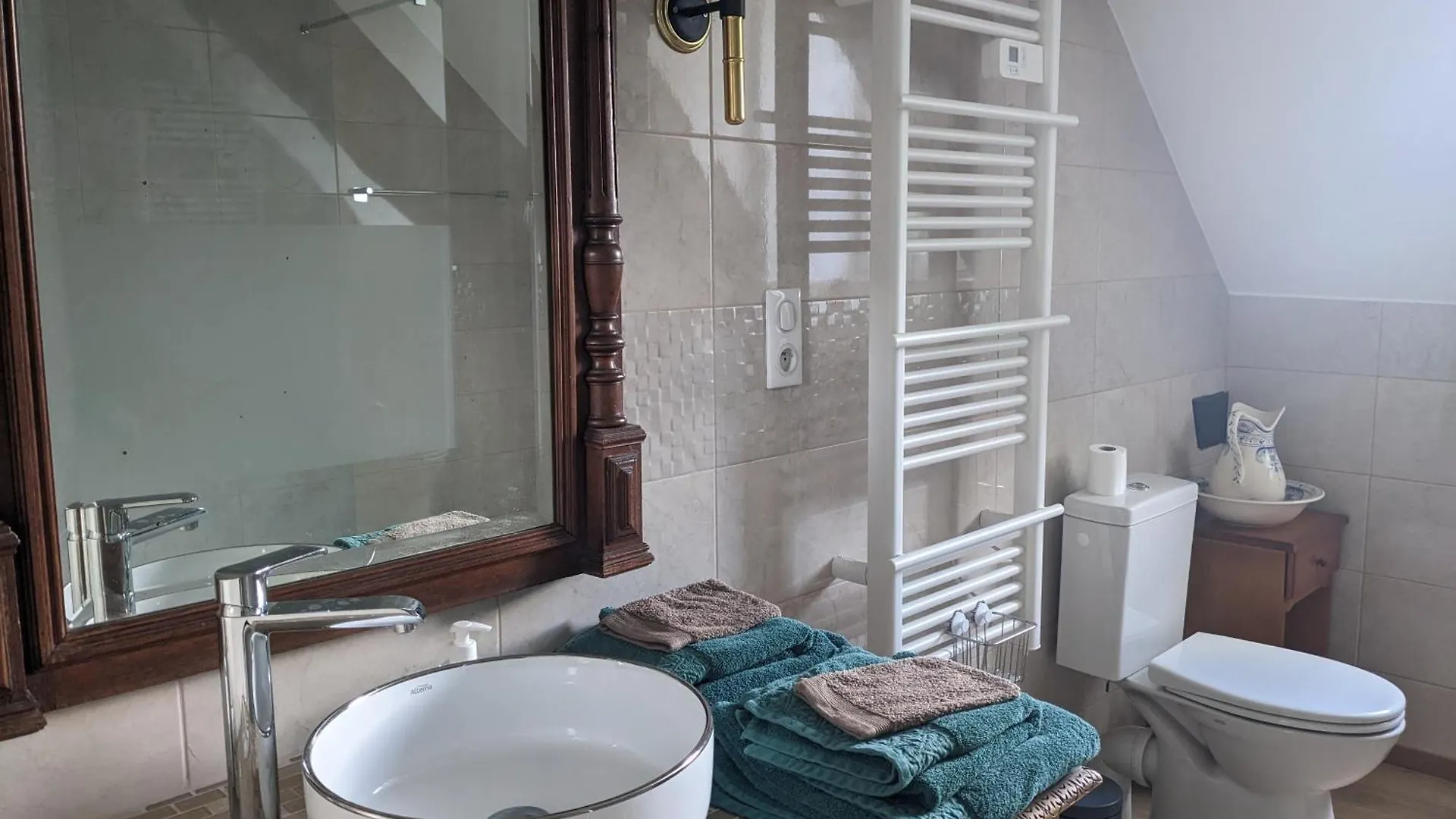Auberge Des Trains Mythiques Chambres D'Hotes A Gouarec Au Pied De La Velodyssee Laniscat France